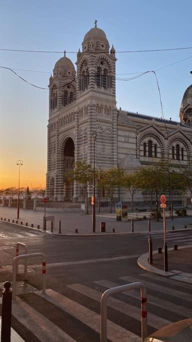 Studio Cosi Plein Coeur Du Panier Марсель Экстерьер фото